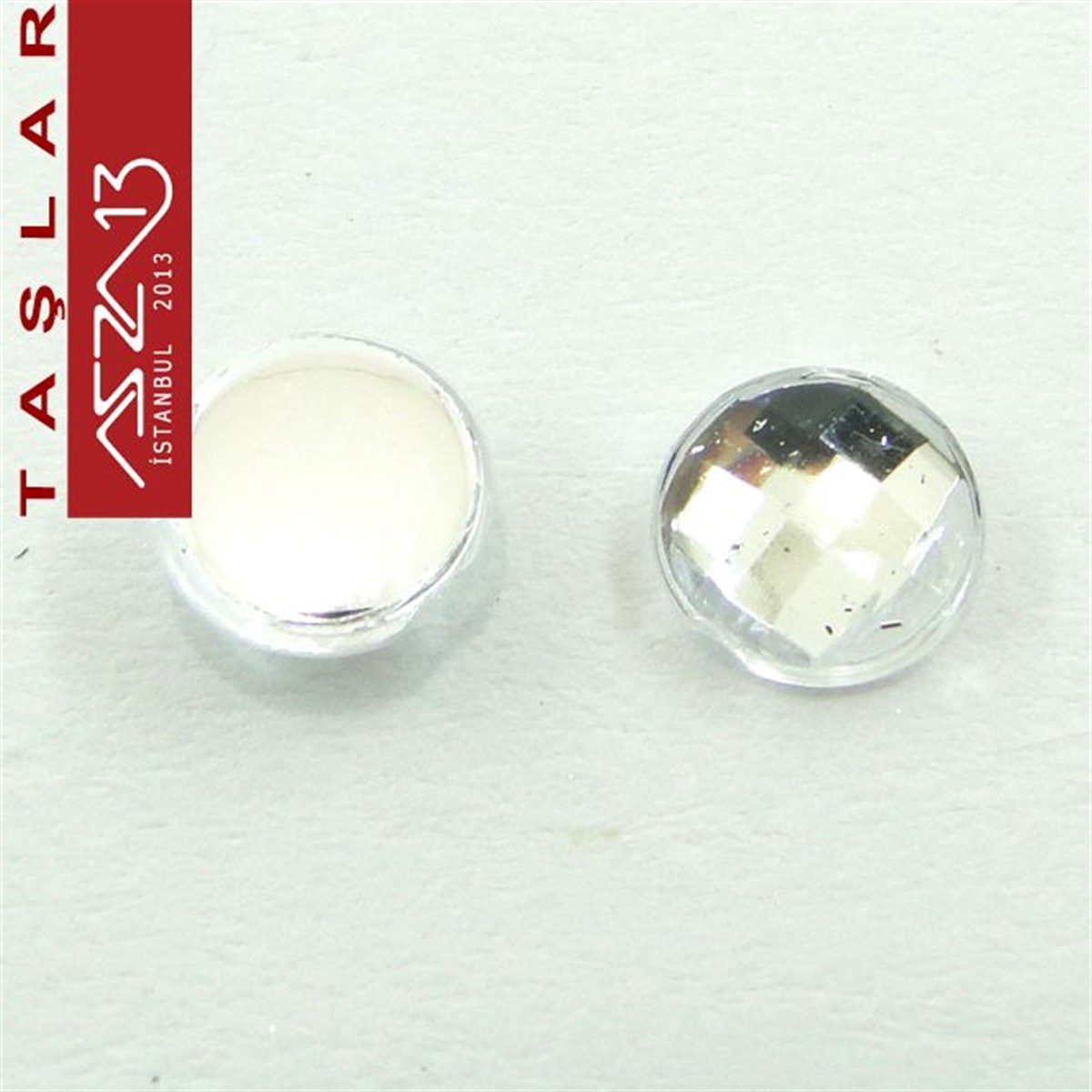 AKRİLİK TAŞKaboşon ve CameoMarkasız50 Adet 6 mm Kristal Renk Yuvarlak Akrilik Taş (2,6 gr)