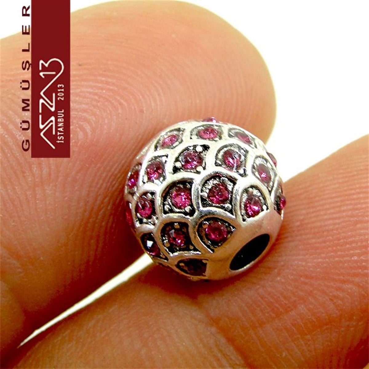 Gümüş Taşlı Döküm Ara MalzemelerGÜMÜŞMarkasız925 K Gümüş Ametis Kristal Taşlı,11 mm Top Boncuk / Paket İçeriği 1 Adet