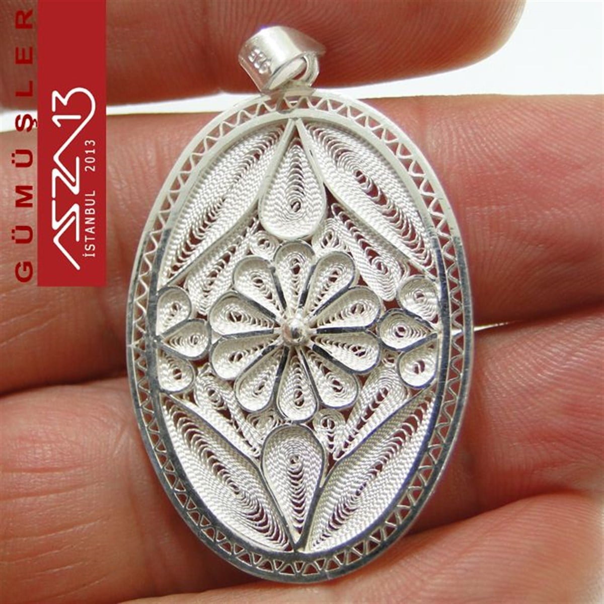 GÜMÜŞ TELKARİ BAĞLANTI PARÇASIGÜMÜŞazza133,2x2,3 cm Tek Çiçek Motifli Oval, 925 Gümüş Telkari Kolye Ucu Fligran (5,60 gr)