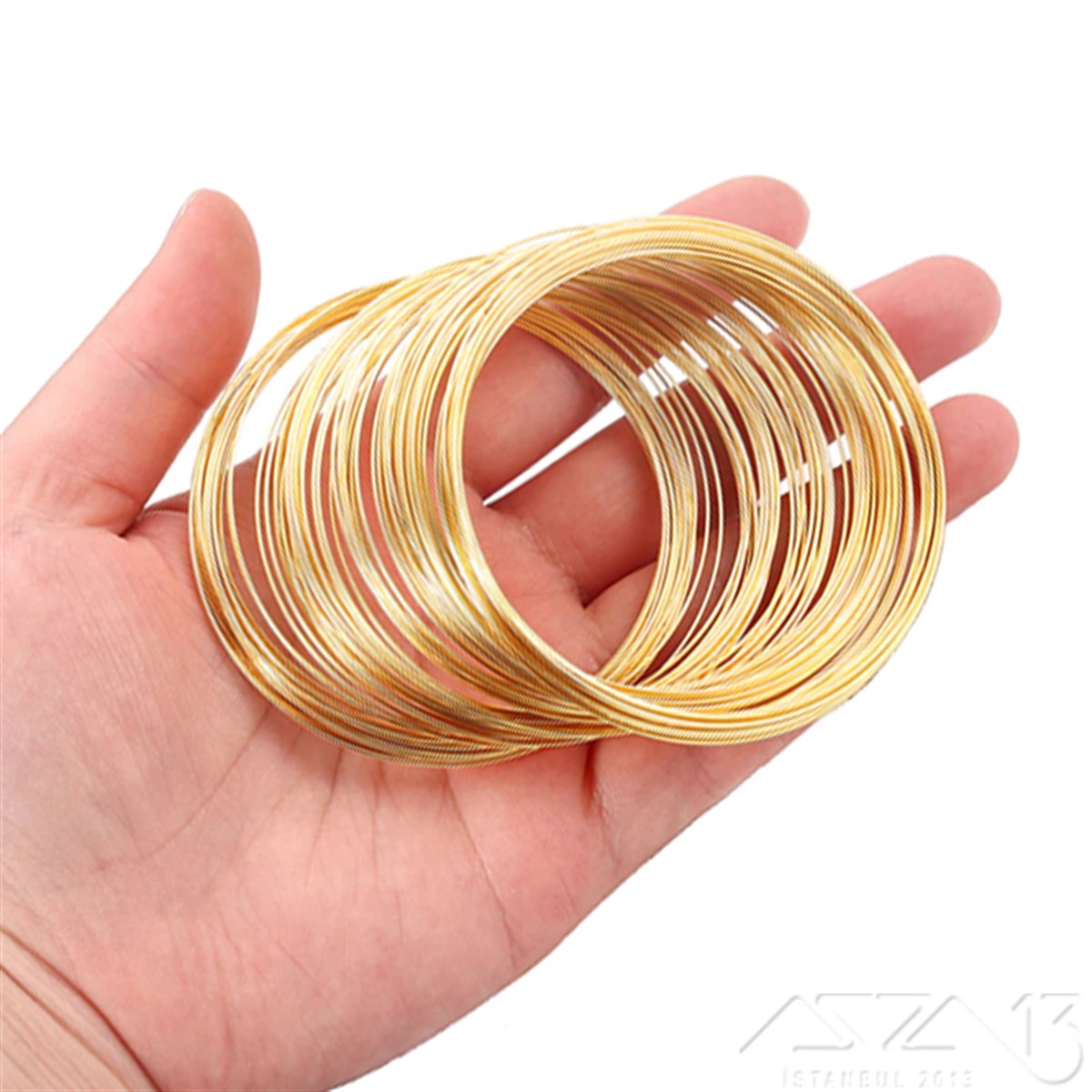 Hafızalı Bileklik Teli / Çelik / Altın Renk / 6 cm / 20 SıraBileklik MalzemeMarkasız06.Tm.66.Bl.47Hafızalı Bileklik Teli / Çelik / Altın Renk / 6 cm / 20 Sıra