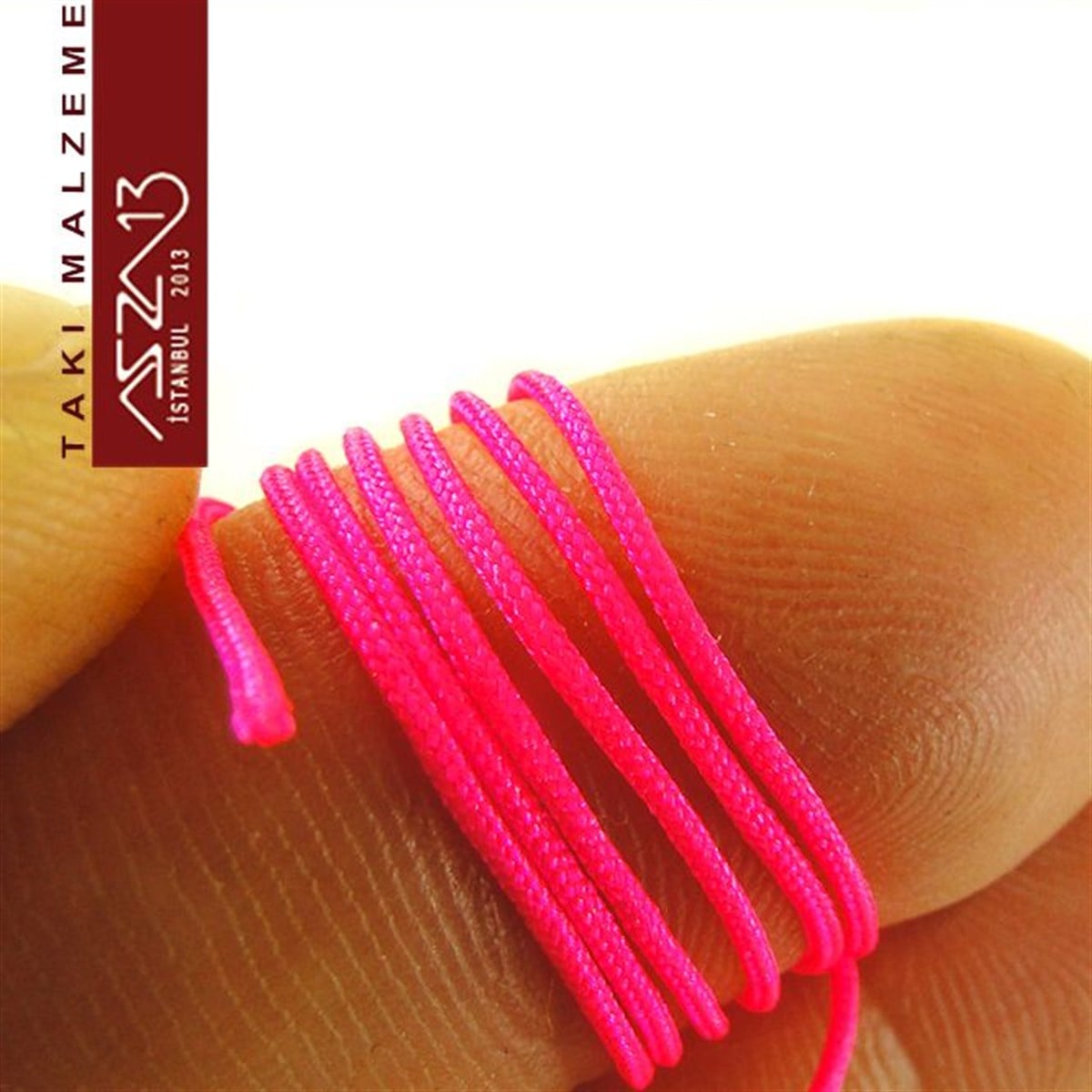 Paraşüt İplerTAKI MALZEMEMarkasızNeon Pembe 0,8 mm Kalınlıkta Paraşüt İpi / 5 Metre