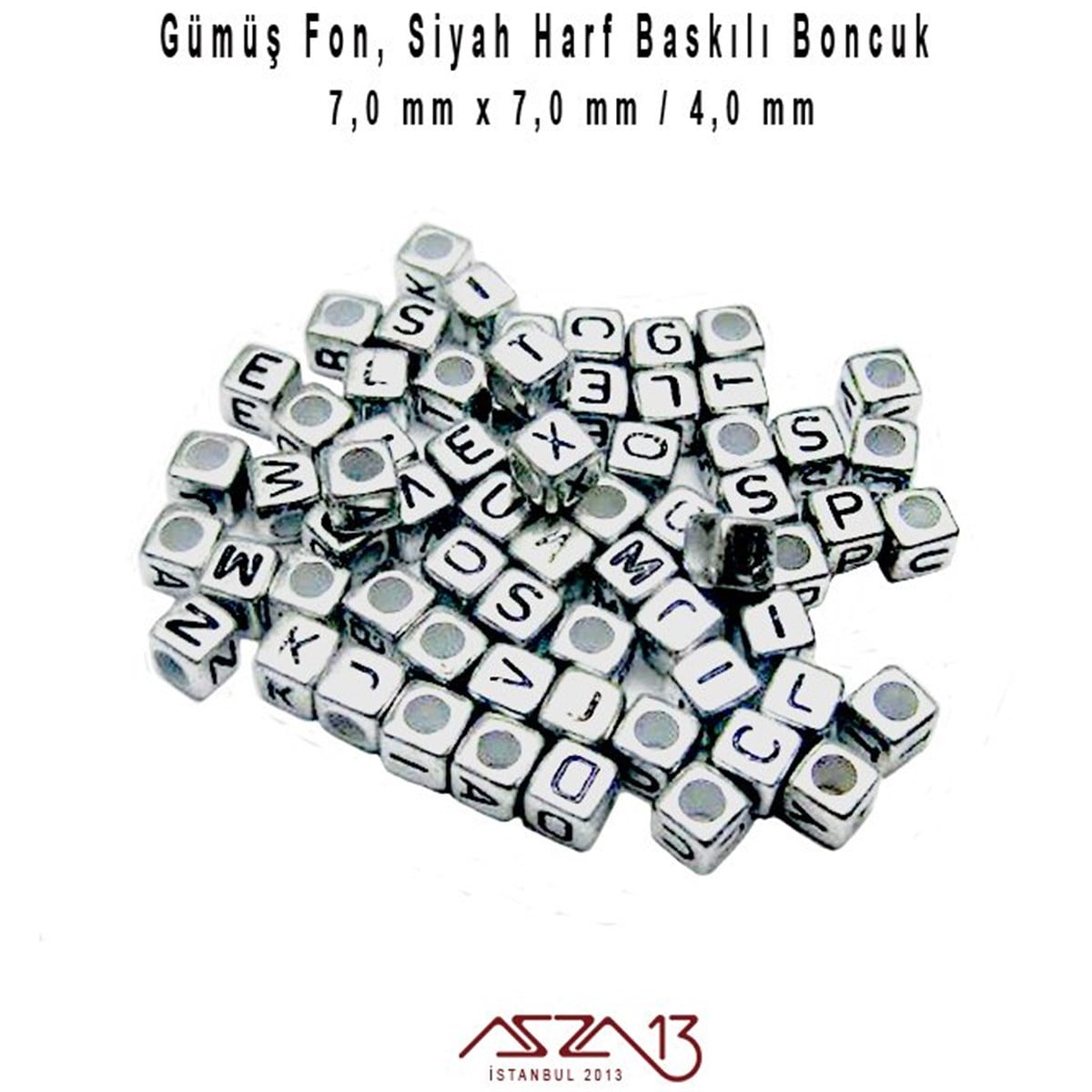 Plastik BoncukBONCUK ve TAŞMarkasız208 Adet 7 mm Gümüş Fon, Siyah Harfli Küp Boncuk (50 Gr)