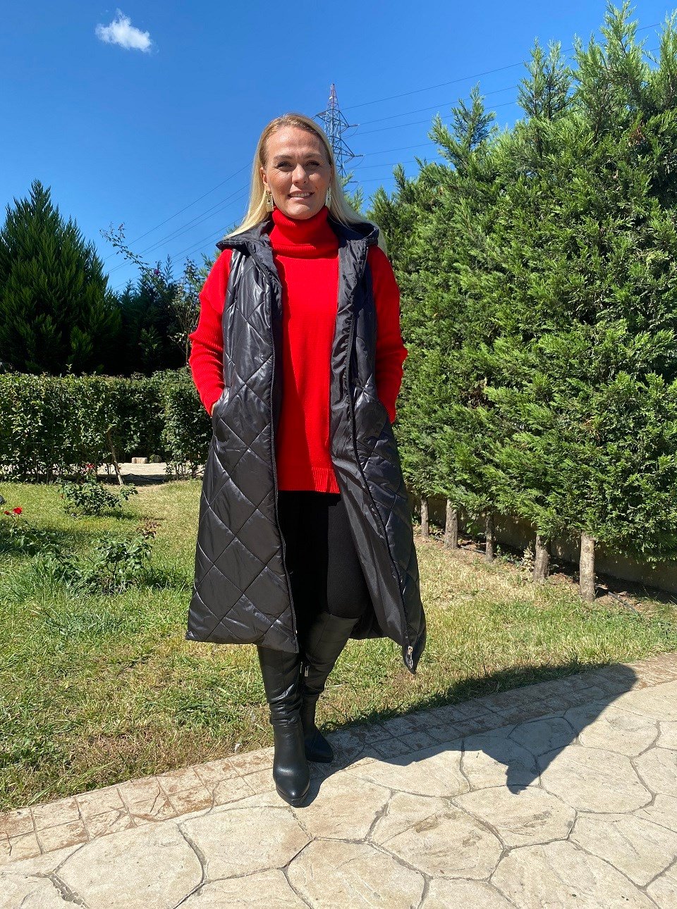 410731 KAPİTONE SİYAH YELEK