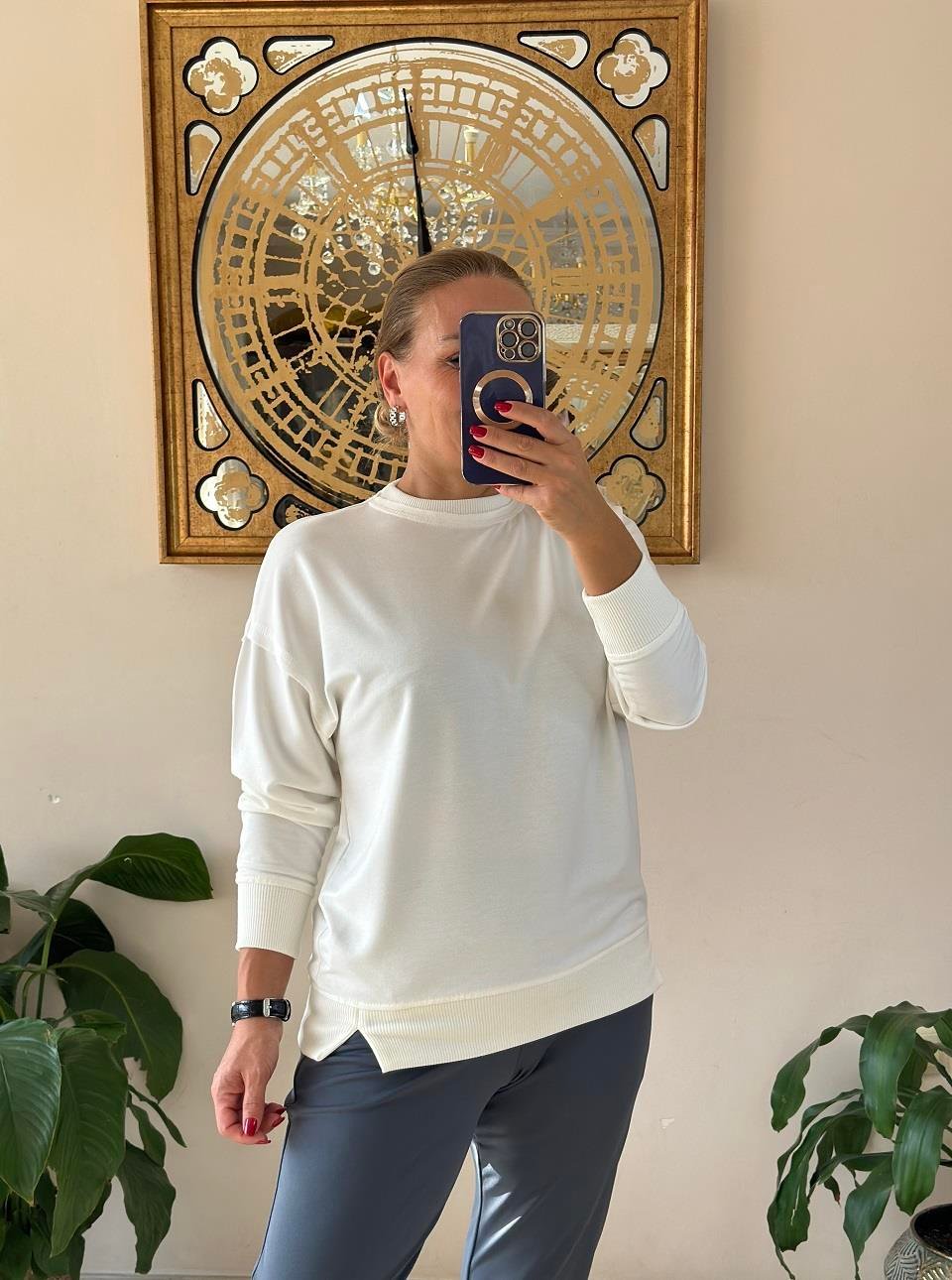 410776 Basic Sweat Beyaz
