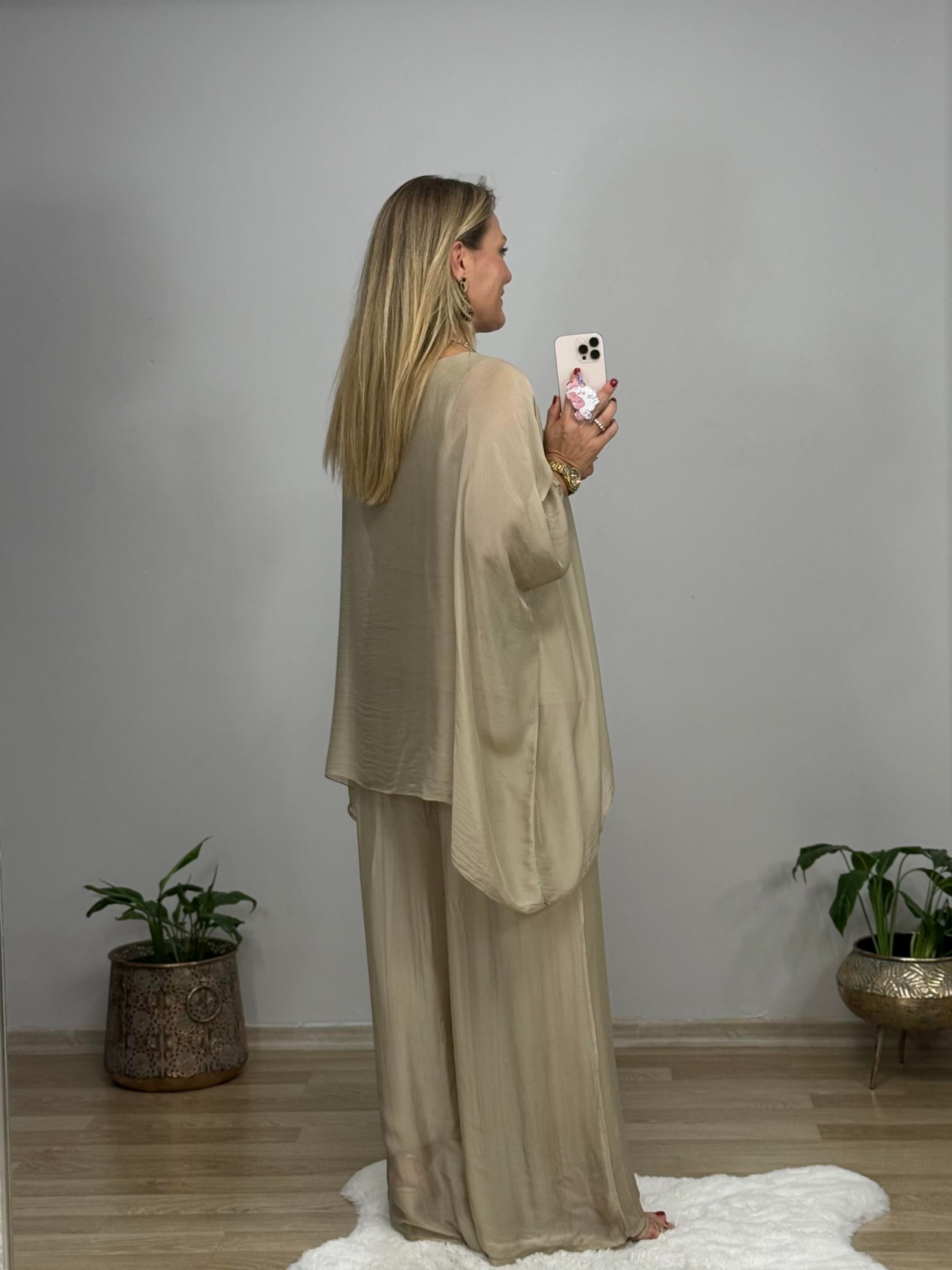 437 İtalyan İpek Bluz