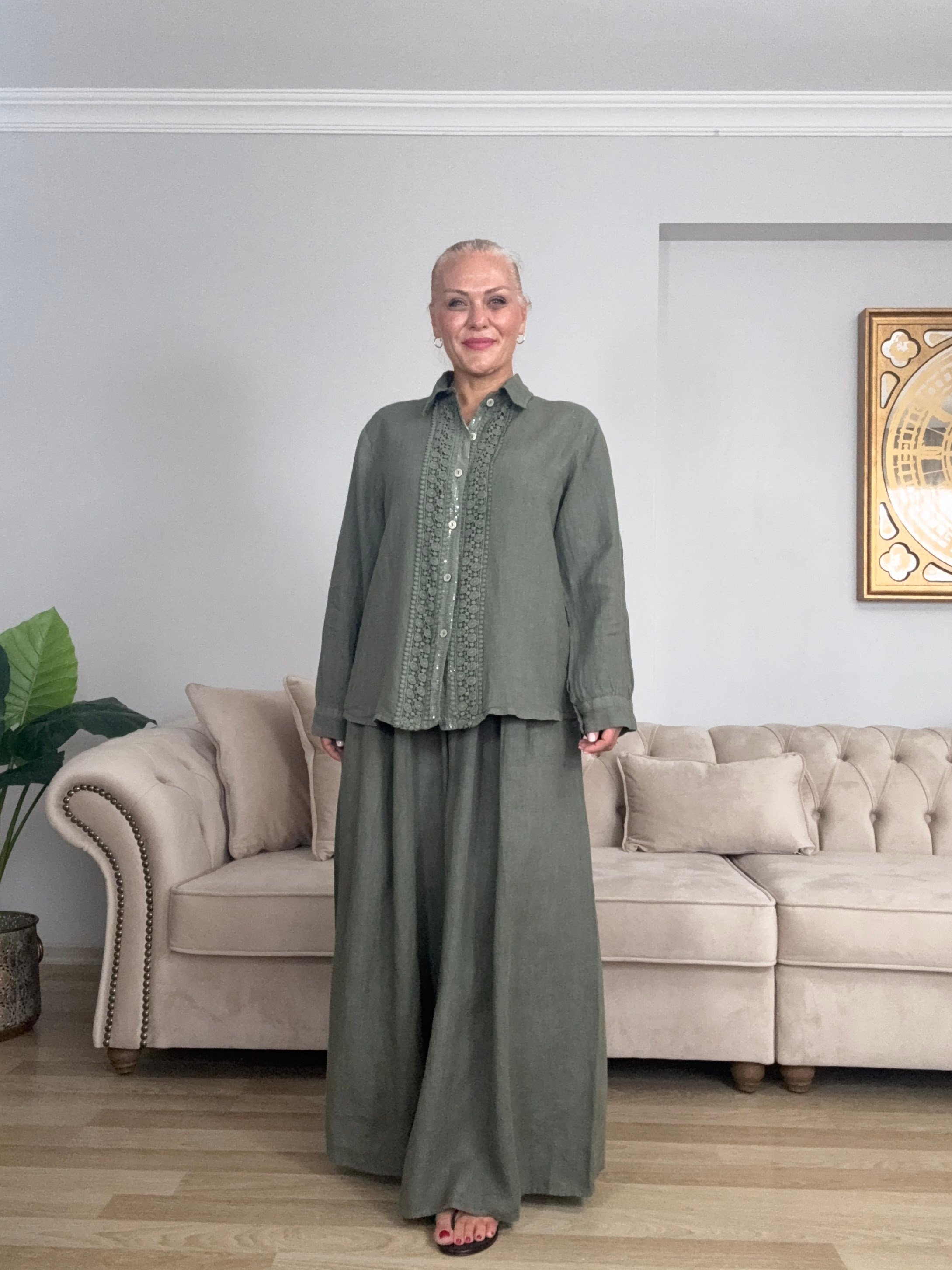 814 Pul Detaylı Dantelli Hasır Kemerli Keten Takım