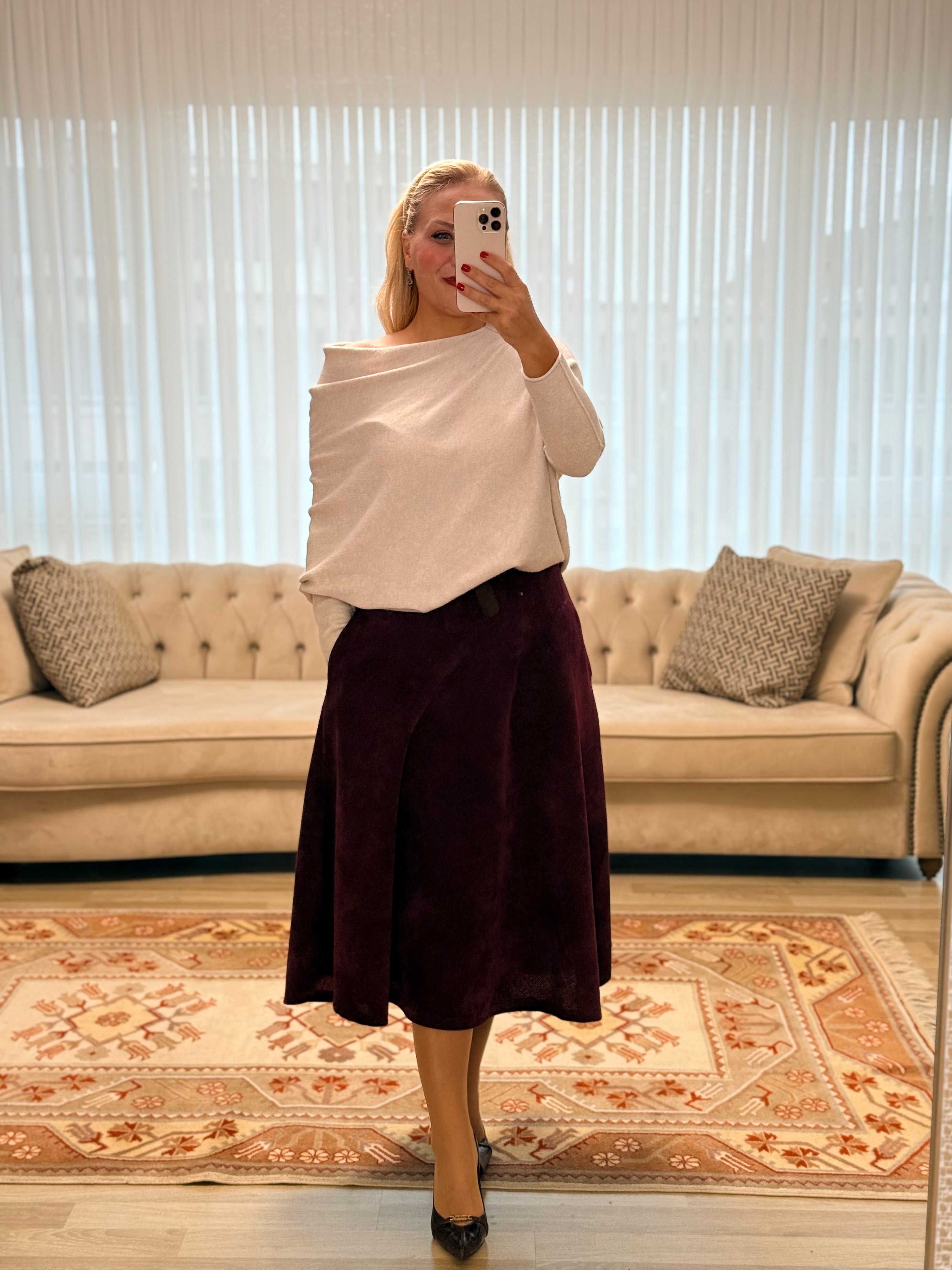 915 Kemerli Midi Kadife İtalyan Etek
