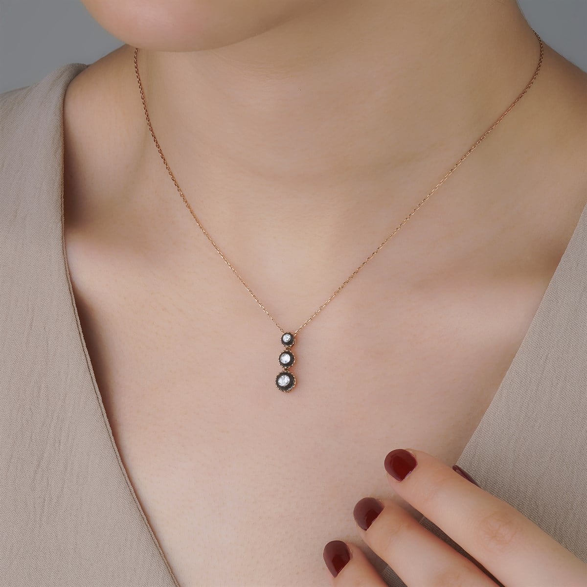 0,24 CT EFSUN ELMAS KOLYE