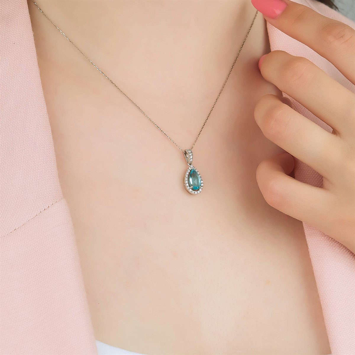 Blue Topaz KolyeYaza Merhaba KolyeBLUE TOPAZ KOLYE