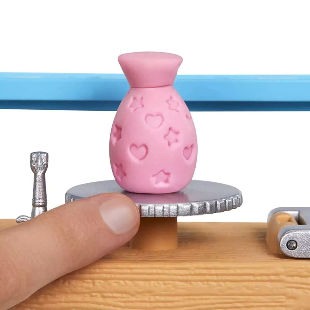 Barbie Sanat Atölyesi Oyun Seti HCM85