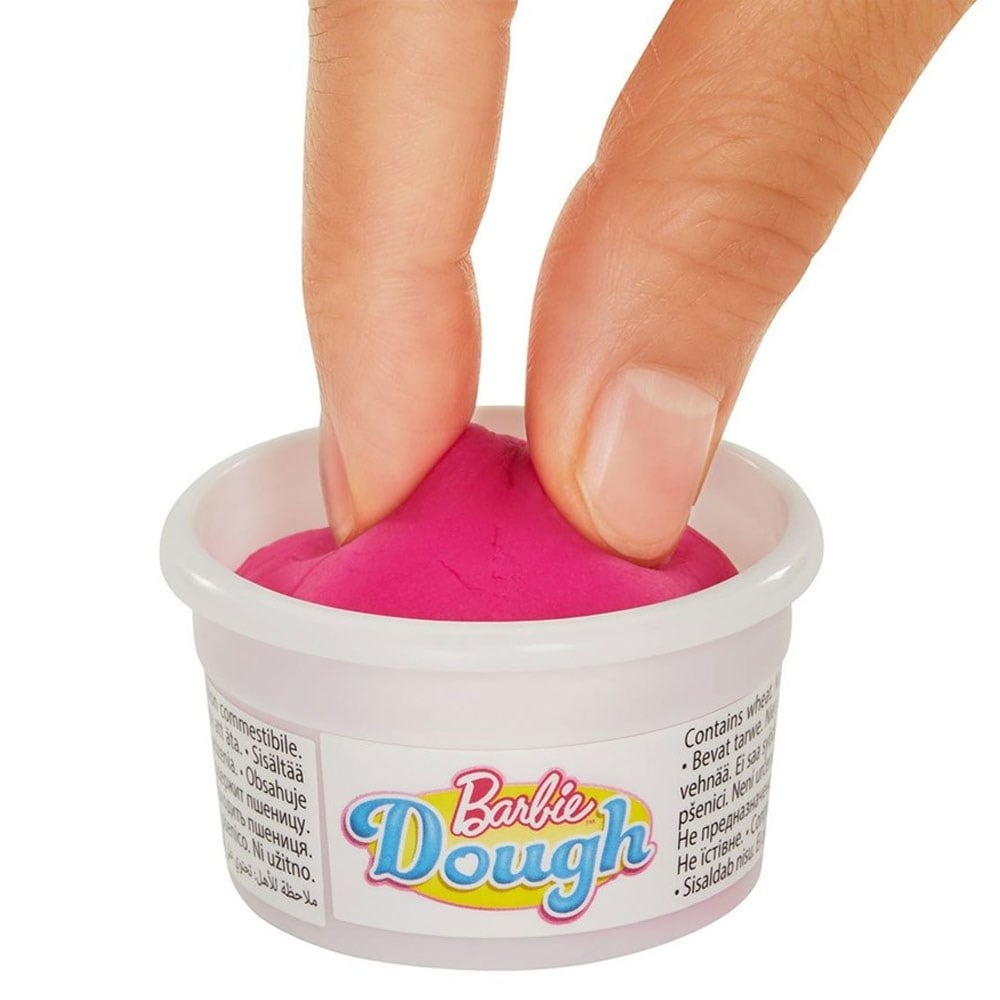 Barbie'nin Pasta Dükkanı Oyun Seti HGB73