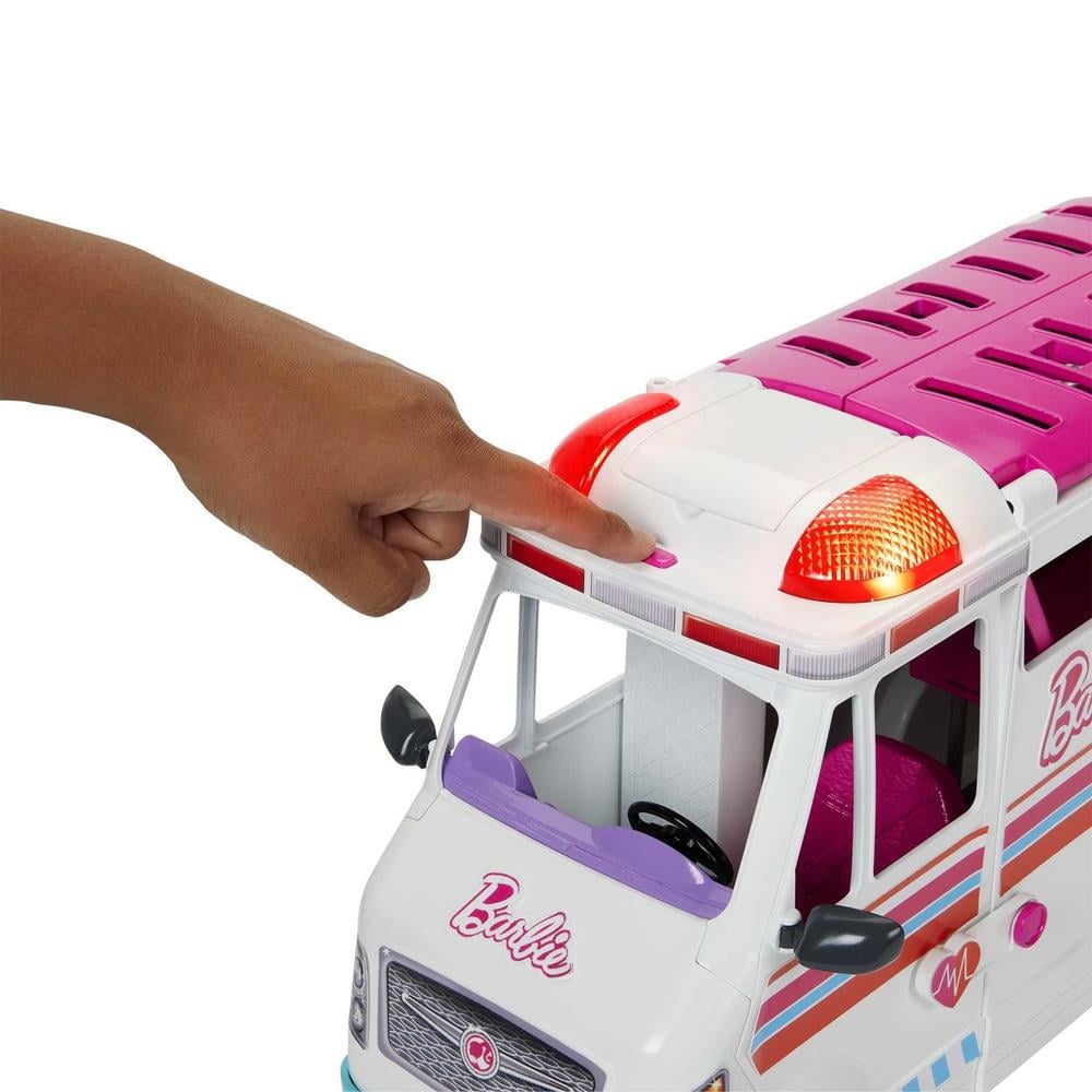 Barbie'nin Yeni Ambulansı HKT79