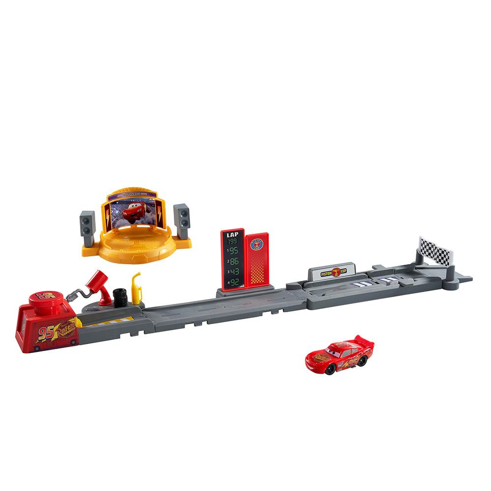 Cars Maceraya Başlangıç Oyun Seti JDJ02