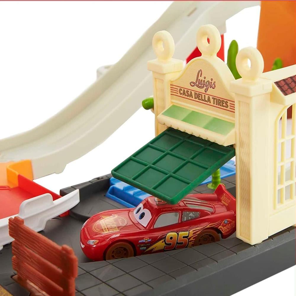 Cars Yarış Heyecanı Oyun Seti HDN02