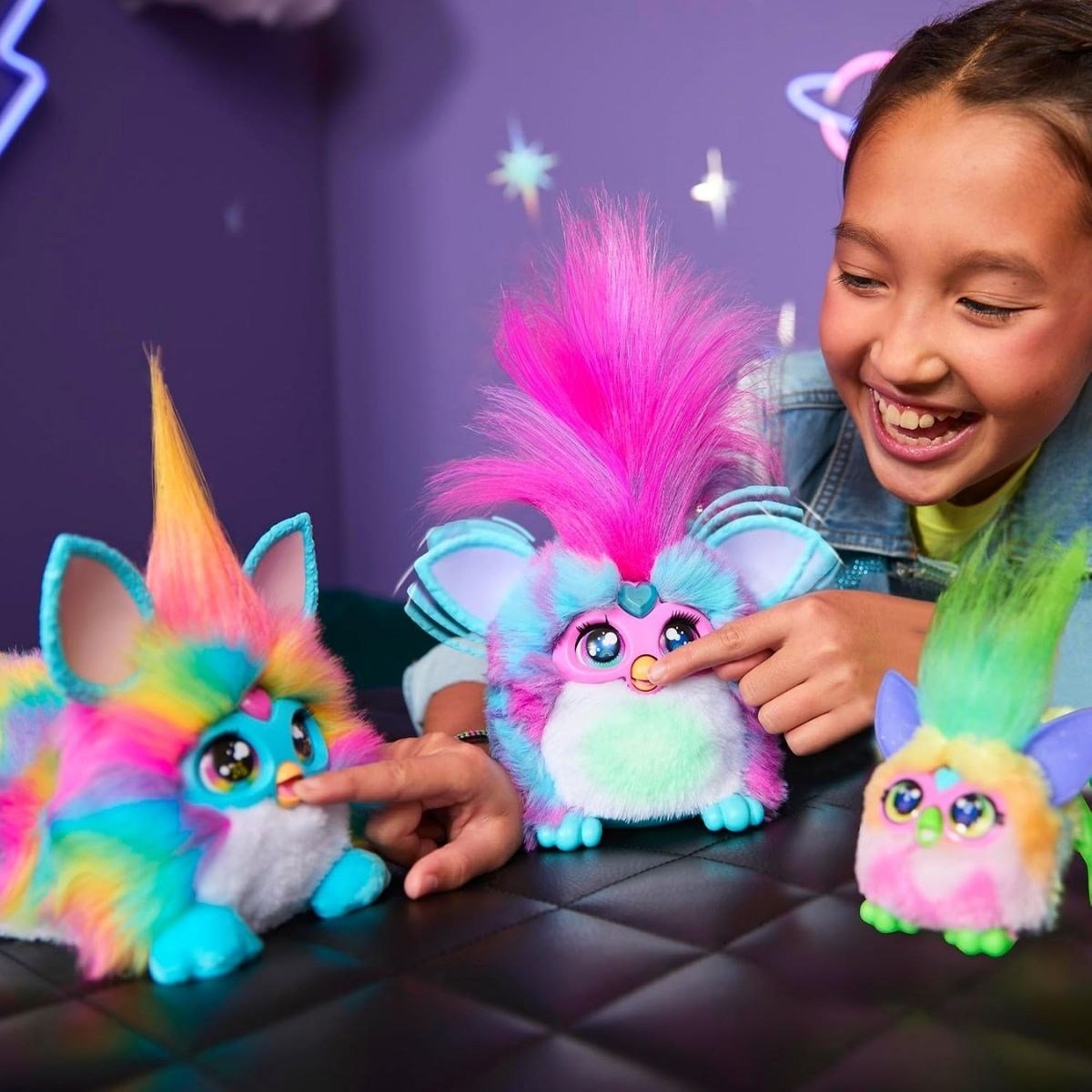 G2383 FUR FURBY VIBES