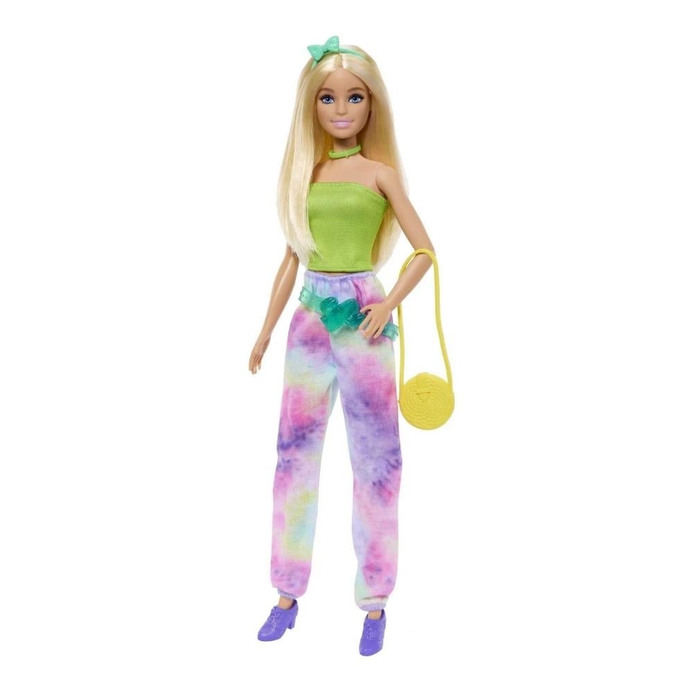 HKB07 BARBIE VE MUHTESEM KIYAFETLERI