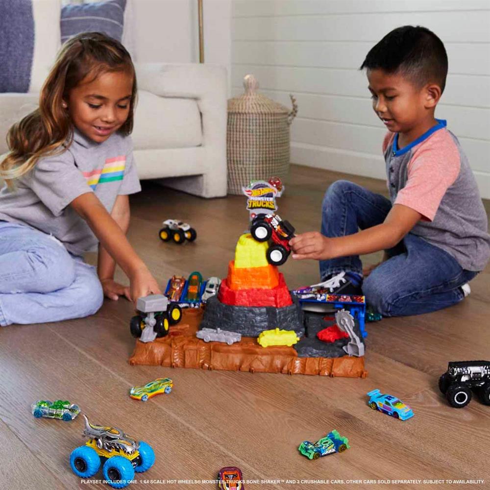 HNB96 HOT WHEELS MONSTER TRUCKS MUHTESEM CARPISMA ARENASI