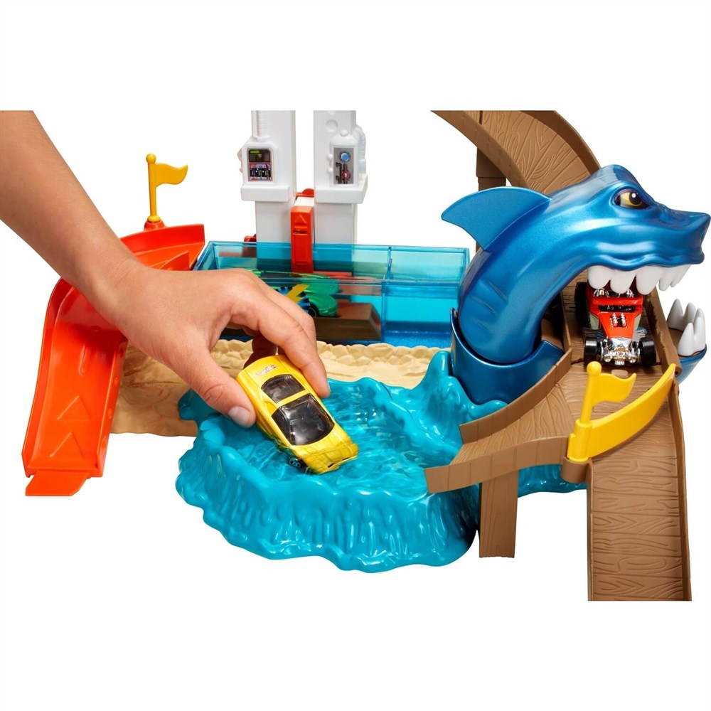 Hot Wheels Renk Değiştiren Araçlar Sharky Yarış Seti