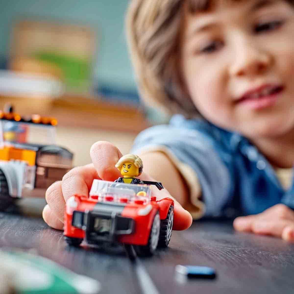 Lego City Çekici Kamyon ve Spor Araba Tamiri 60435 101 Parça