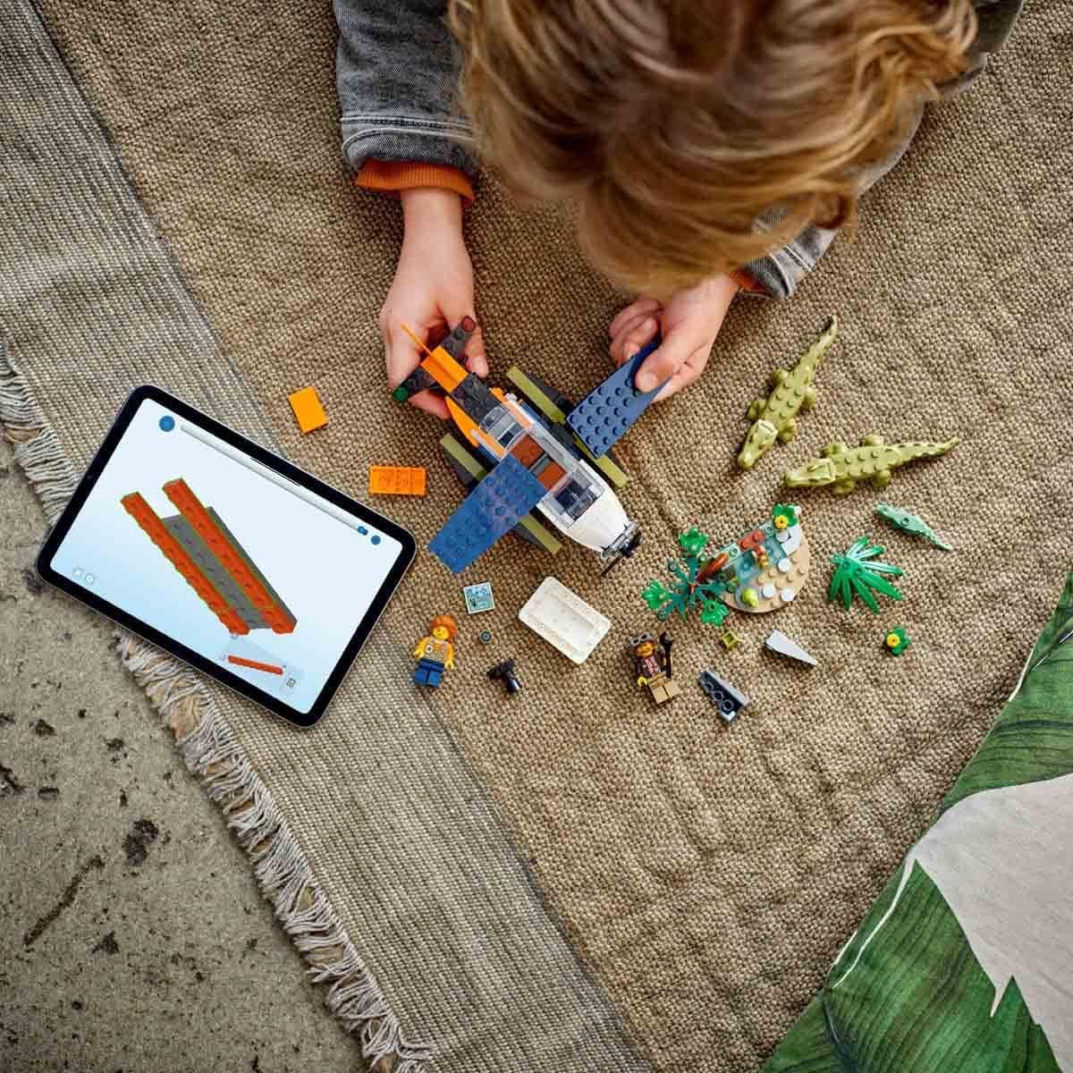 Lego City Orman Kaşifinin Deniz Uçağı 60425 - 6 Yaş ve Üzeri Çocuklar için Yaratıcı Oyuncak Yapım Seti