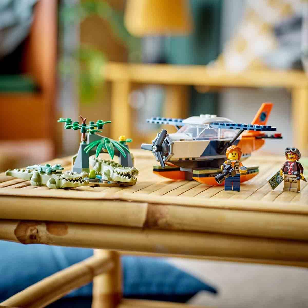 Lego City Orman Kaşifinin Deniz Uçağı 60425 - 6 Yaş ve Üzeri Çocuklar için Yaratıcı Oyuncak Yapım Seti