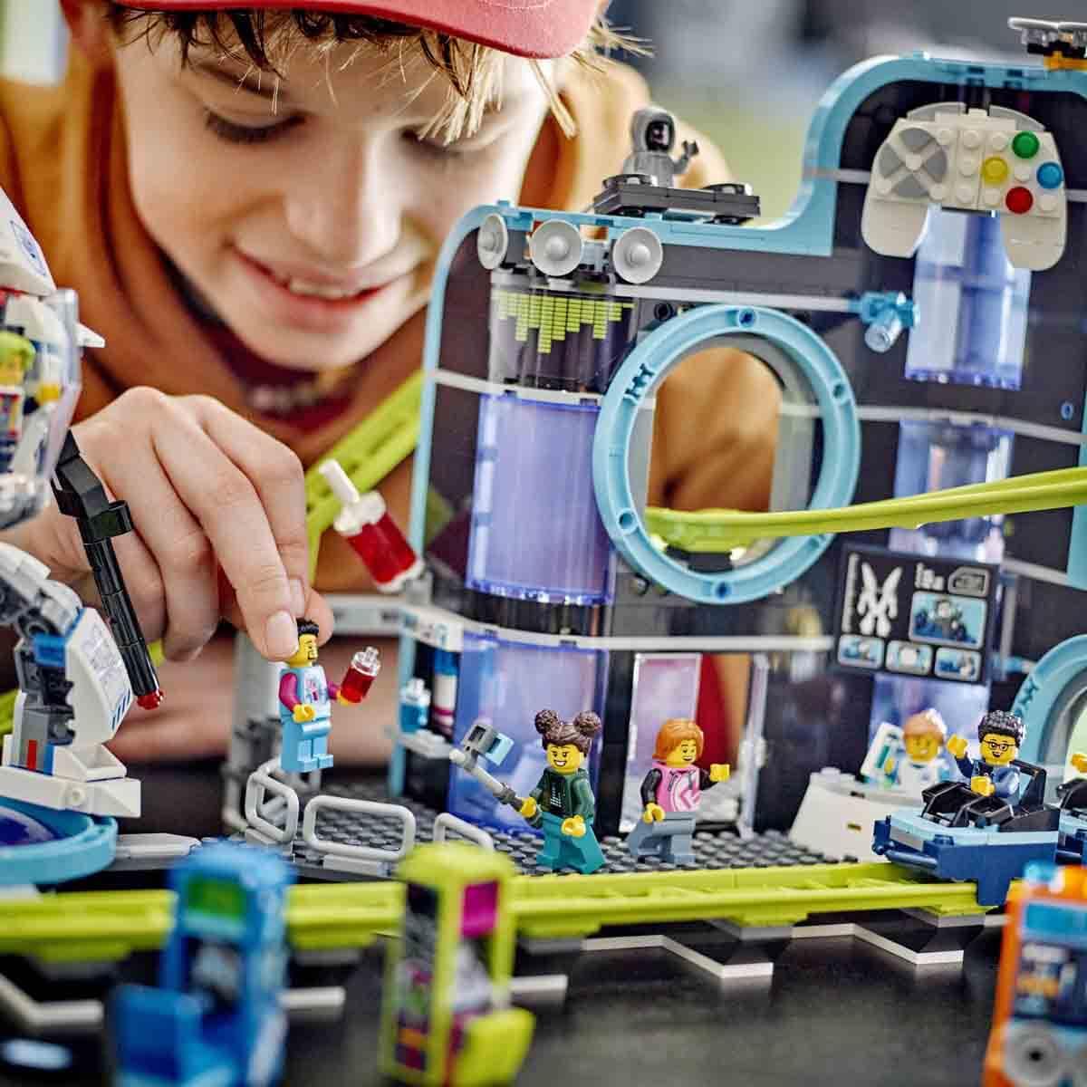 Lego City Robot Dünyası Hız Treni Parkı 60421 986 Parça