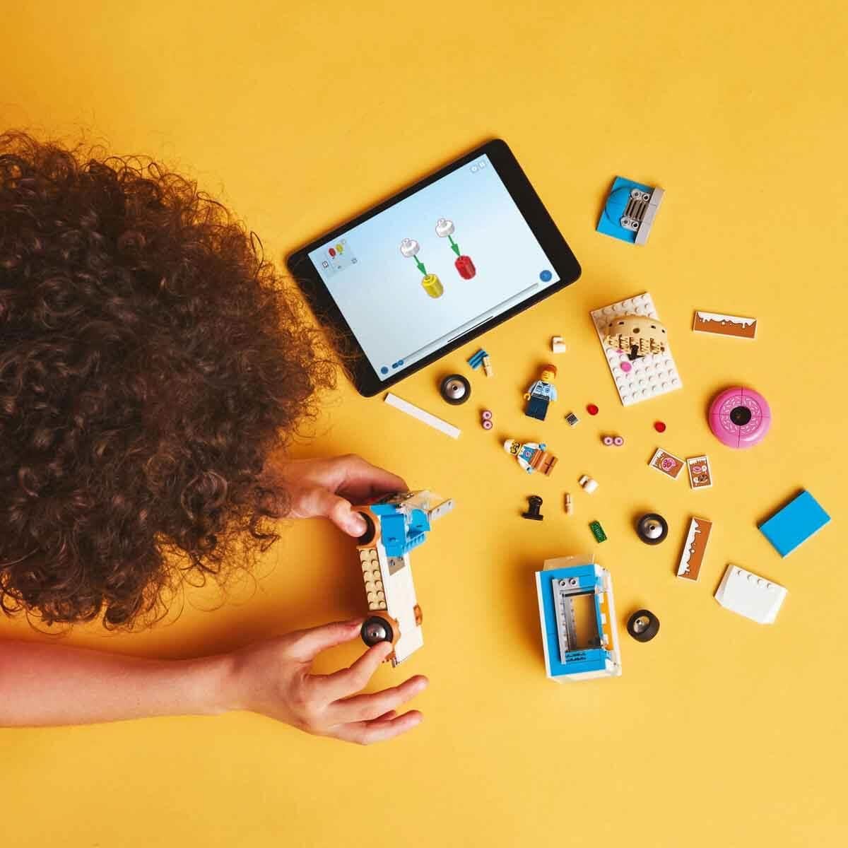Lego Donut Kamyonu Yaratıcı Oyuncak Yapım Seti 196 Parça LSC60452