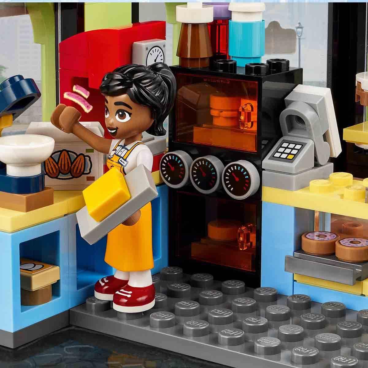 Lego Friends Heartlake City Kafe'si 42618 426 Parça
