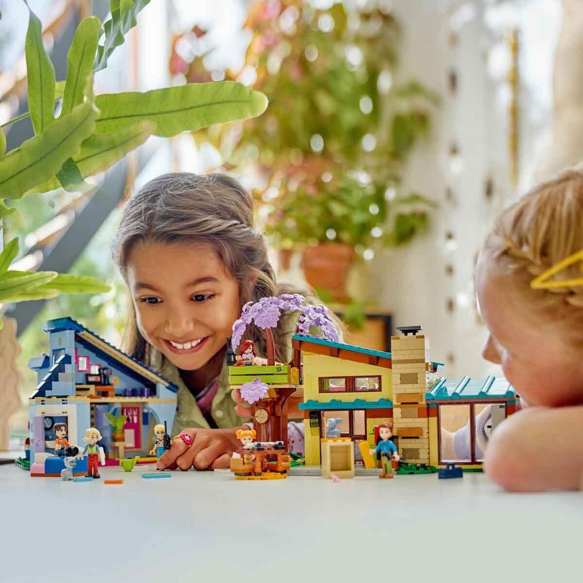 Lego Friends Olly ve Paisley'nin Aile Evleri 42620