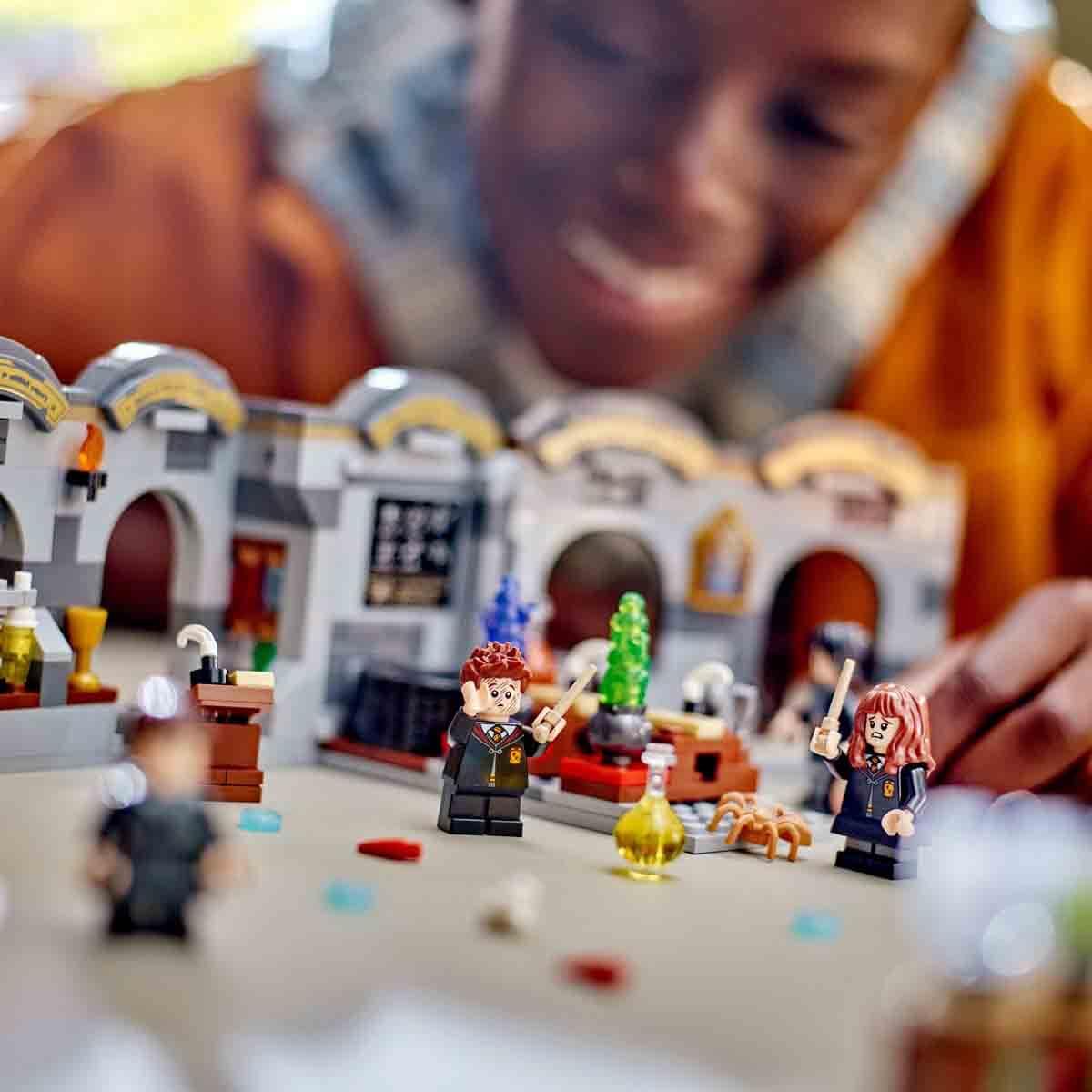 Lego Harry Potter Hogwarts Şatosu: İksir Dersi 76431 397 Parça