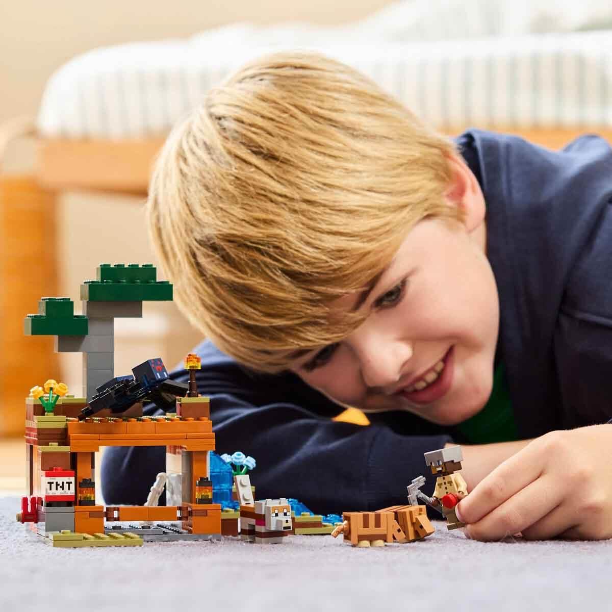 Lego Minecraft Armadillo Maden Keşfi 21269