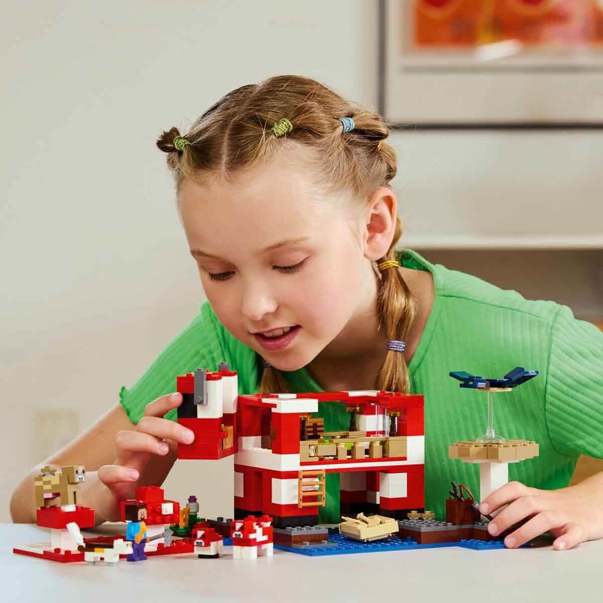 Lego Minecraft Mooshroom Evi 21270 500 Parça