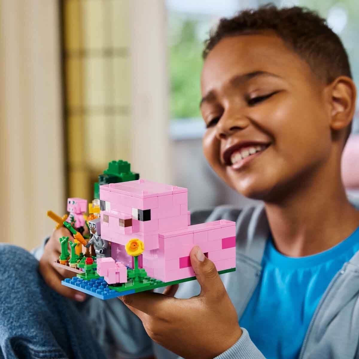 Lego Minecraft Yavru Domuz Evi 21268