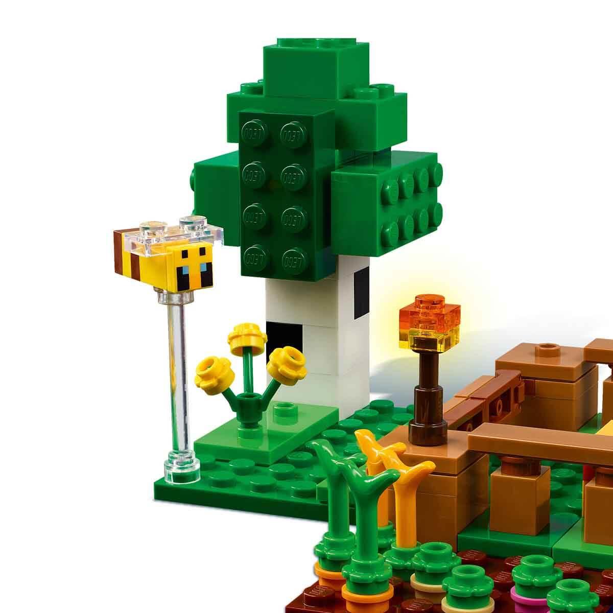 Lego Minecraft Yavru Domuz Evi 21268