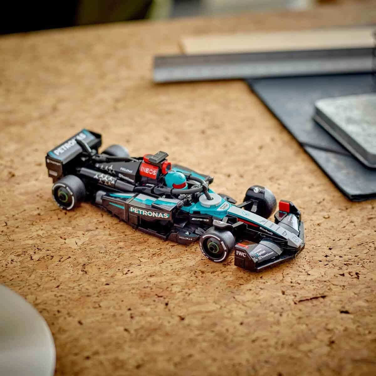 Lego Speed Champions Mercedes-AMG F1 W15 Yarış Arabası 77244