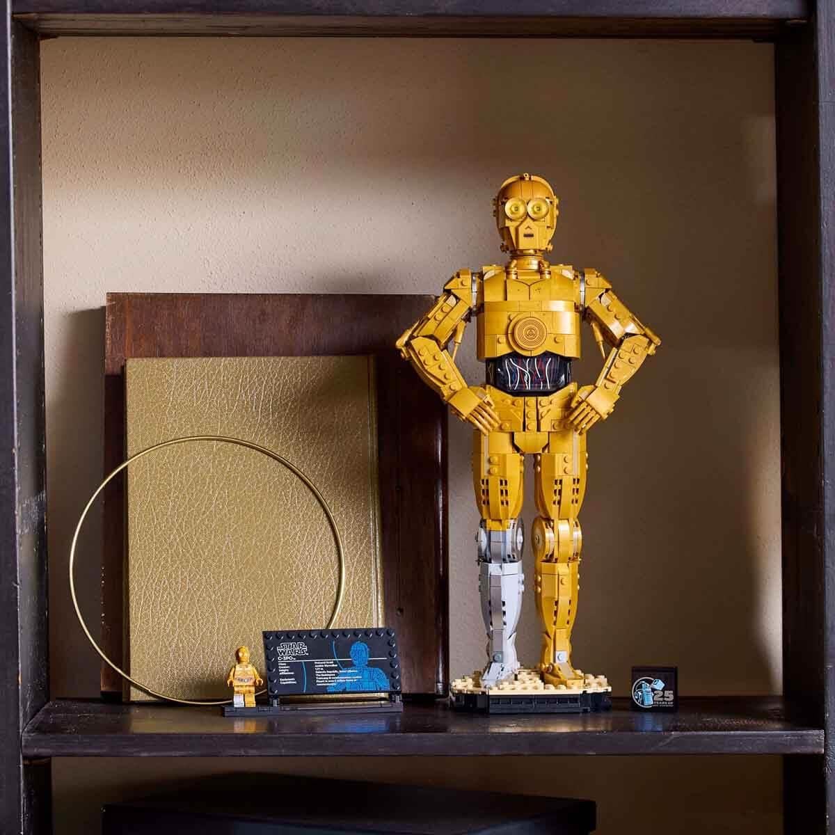 Lego Star Wars Droid Figürü C-3PO 75398