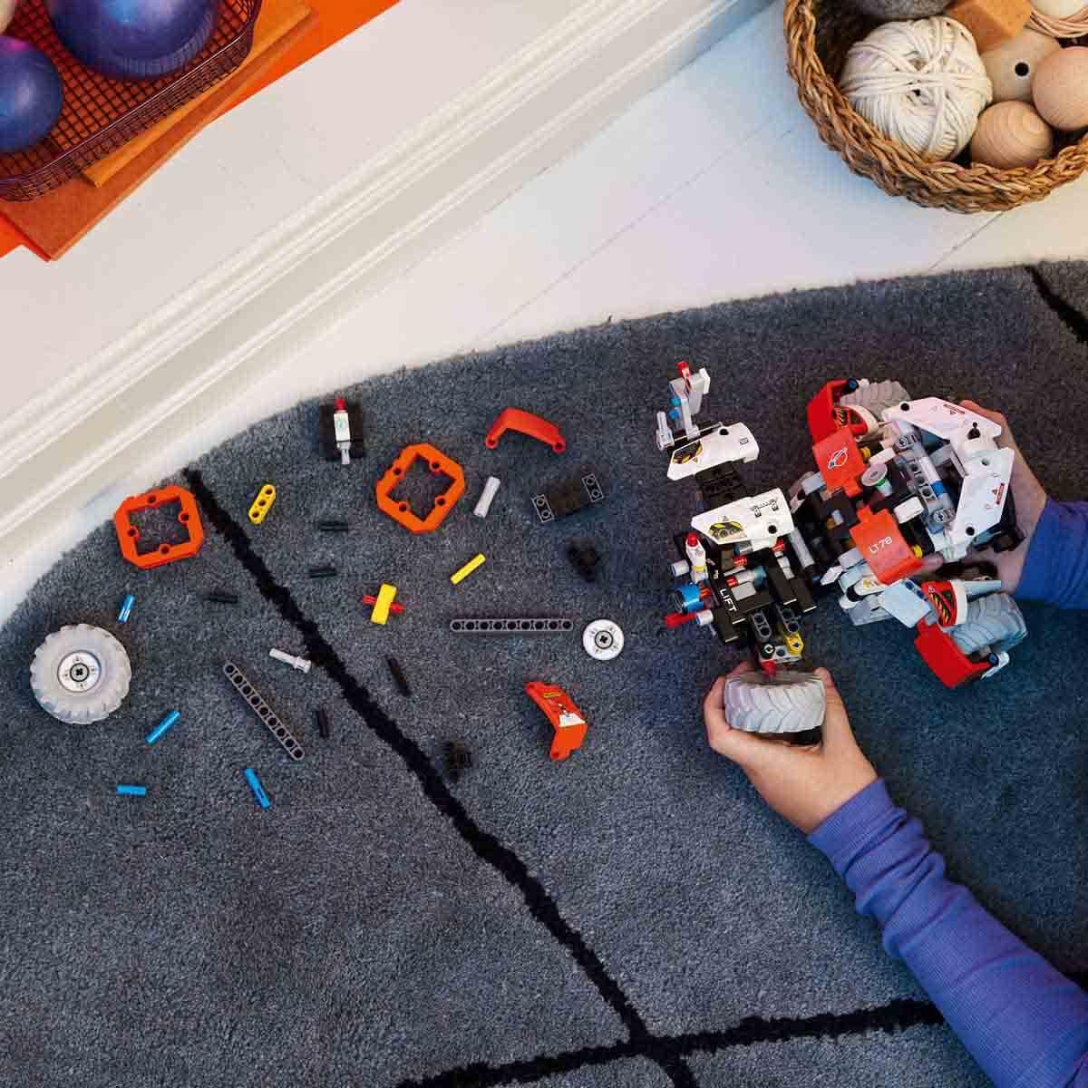 LMT42178 SURFACE SPACE LOADER LT78