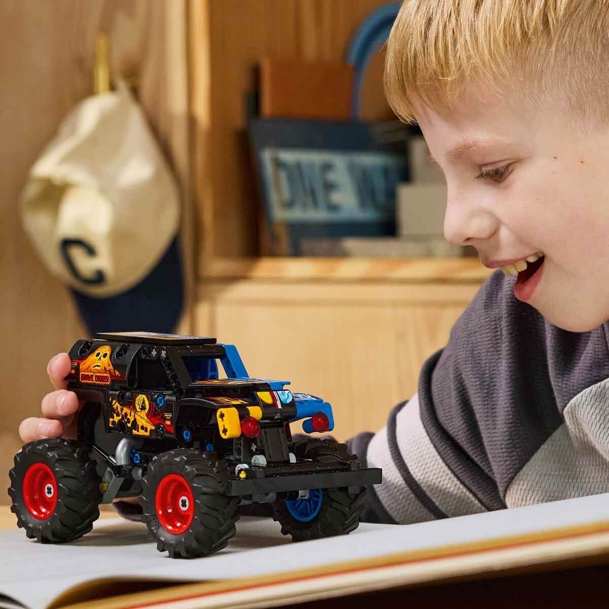 LMT42219 MONSTER JAM ATES VE BUZ