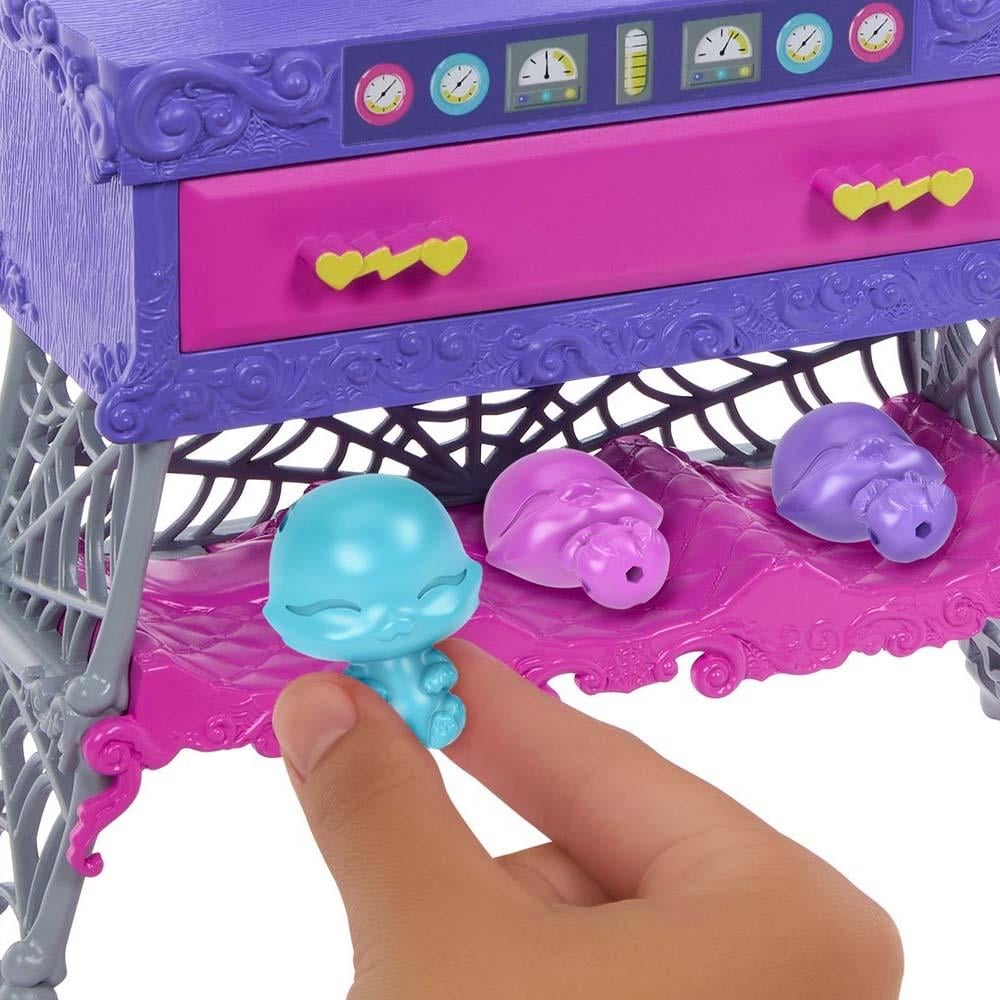 Monster High Frankie Canavar Evcil Hayvanı Bebek Oyun Seti JBF18