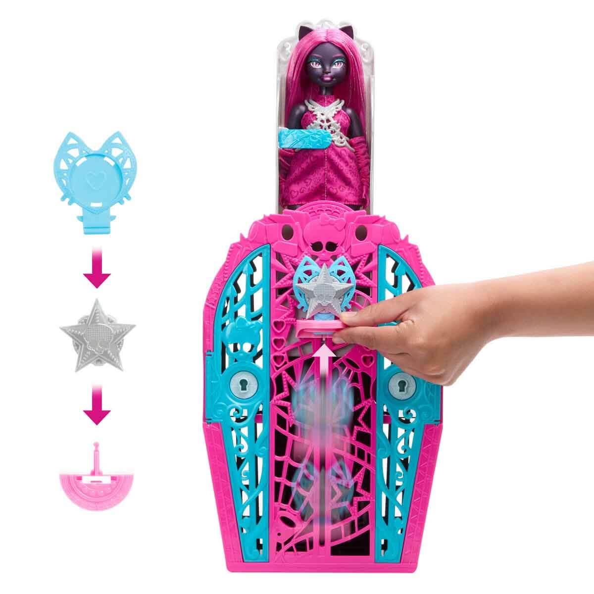 Monster High Sihirli Gardırobuyla ve Bebek Kıyafetleri 19 Şık Sürprizli Wolf JBG79
