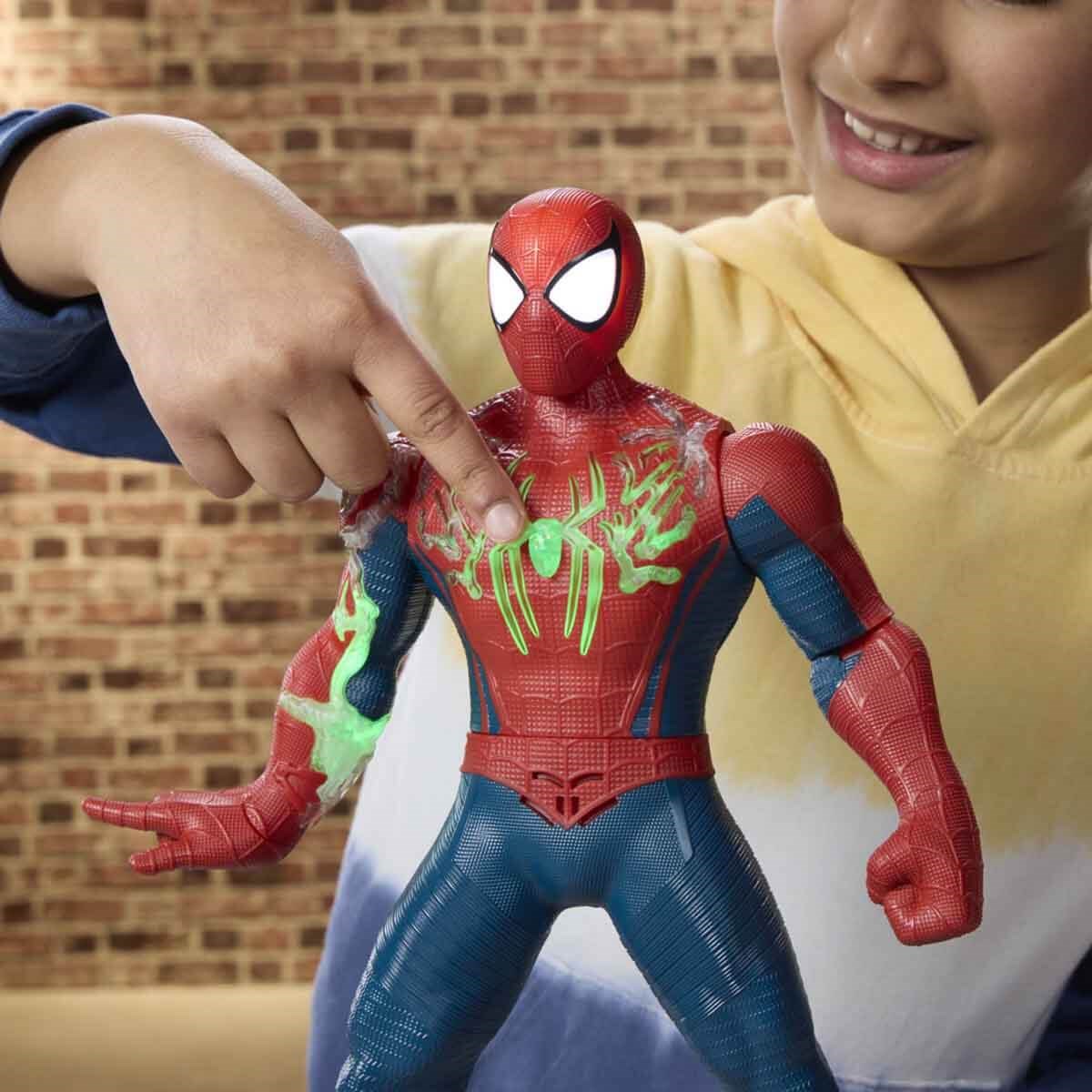 Sesli ve Işıklı Brand New Day Spider-Man Aksiyon Figürü G3408