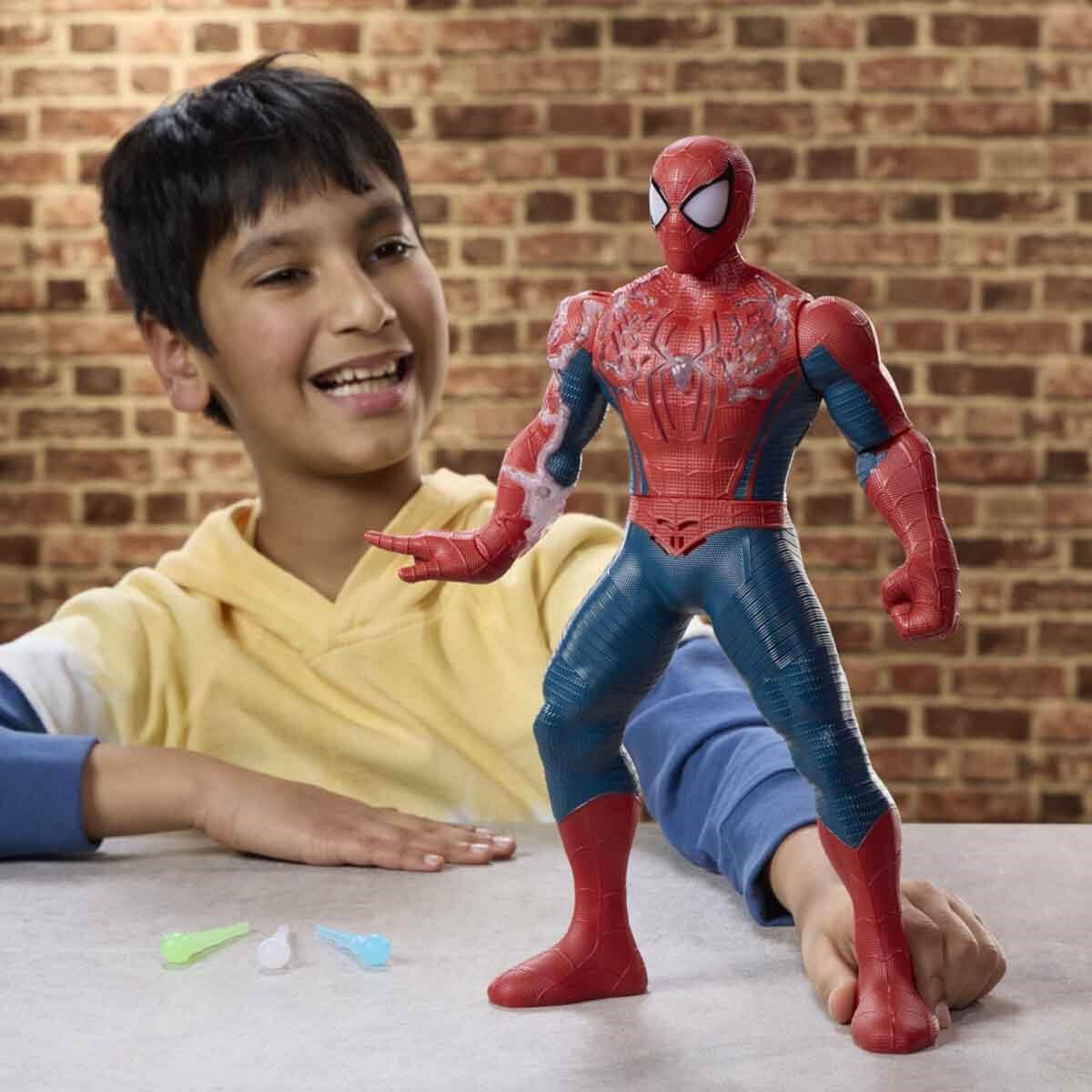 Sesli ve Işıklı Brand New Day Spider-Man Aksiyon Figürü G3408