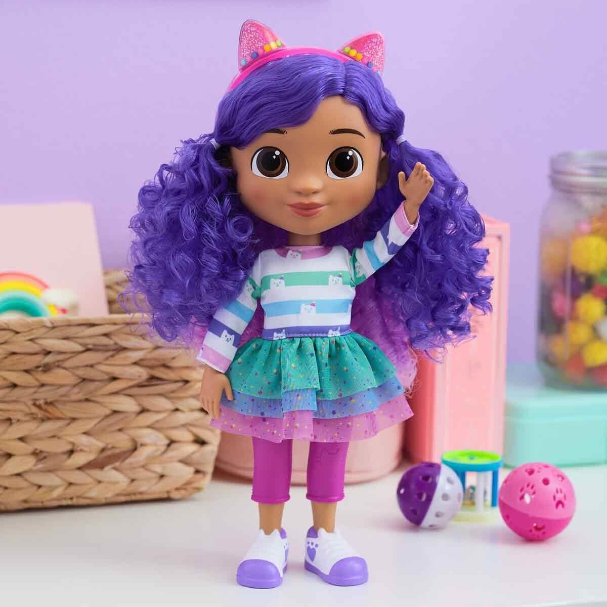 Sunman Oyuncak Gabby's Dollhouse Sesli Şarkı Söyleyebilen Gabby 30 Cm 00070859