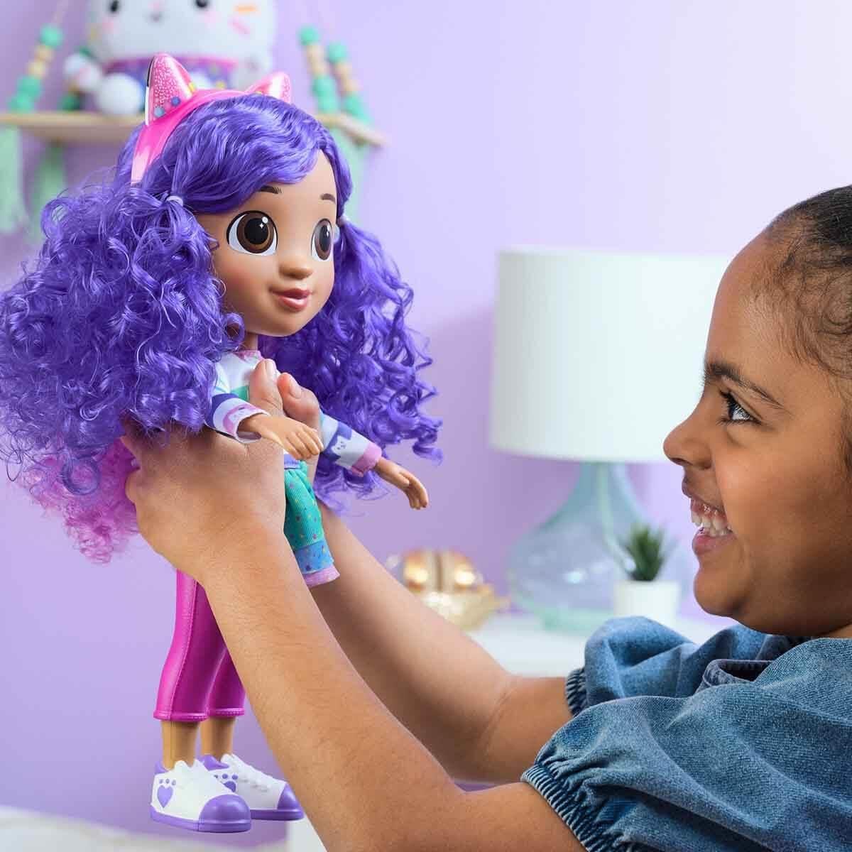 Sunman Oyuncak Gabby's Dollhouse Sesli Şarkı Söyleyebilen Gabby 30 Cm 00070859