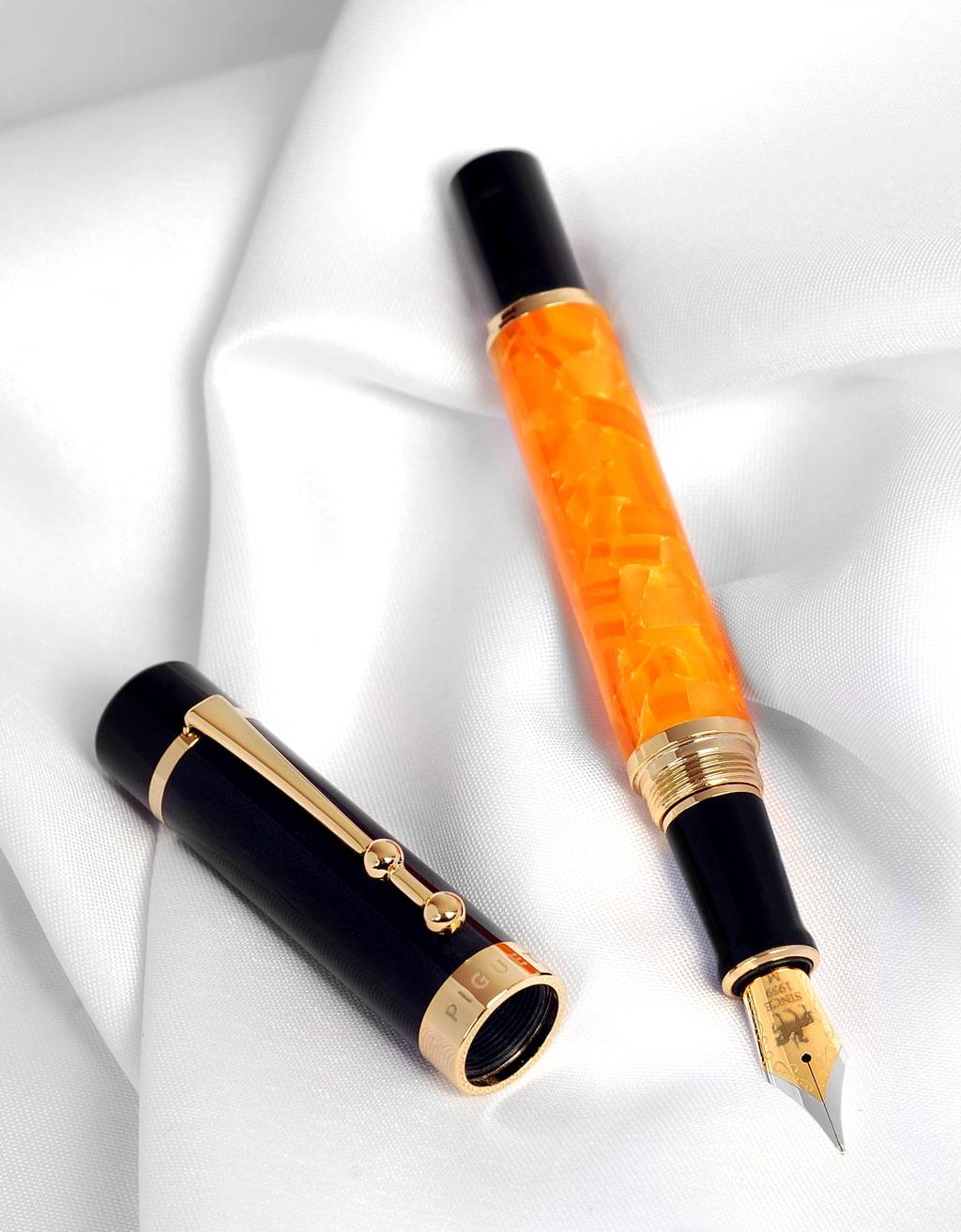 Piguet TAURUS l’orange Fountain Pen (Orange)