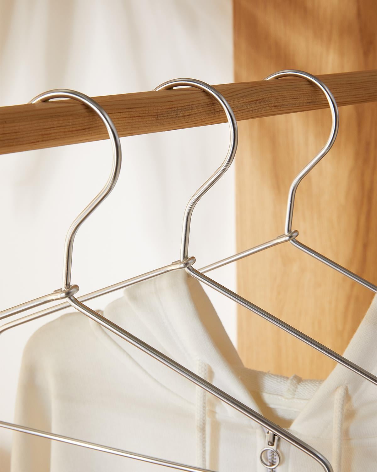3'lü Gümüş Renk Metal Giysi Askısı 22 x 41 x 0.4 cm