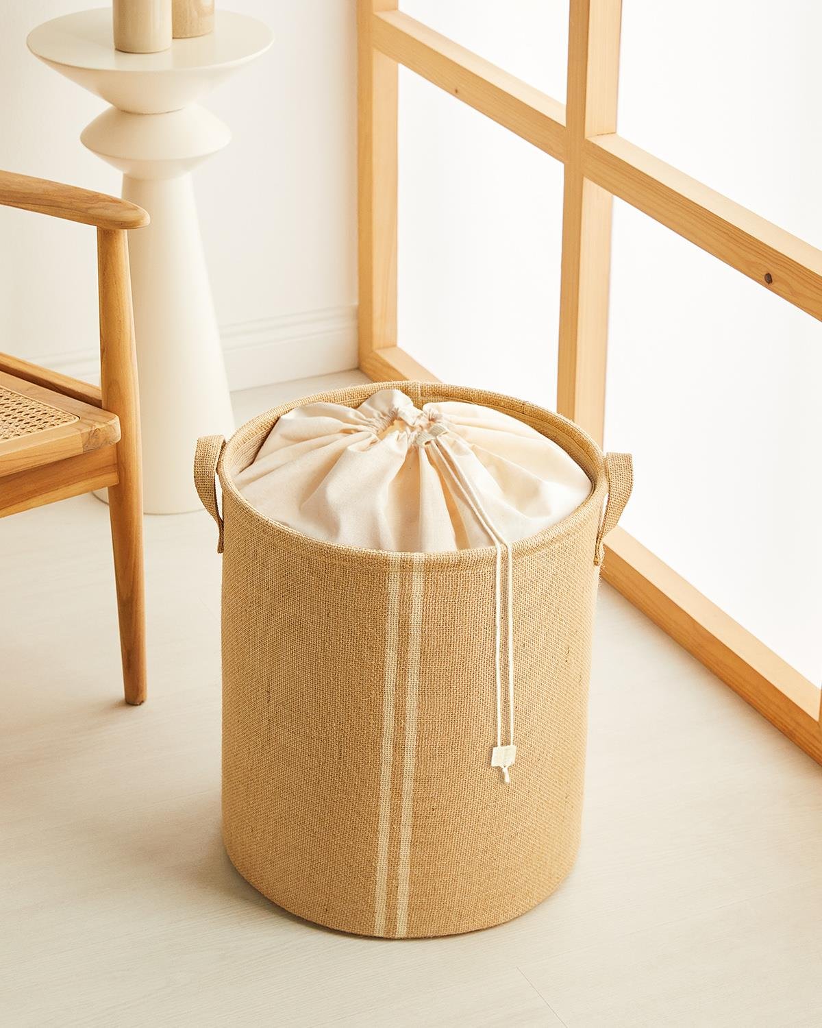 Ağzı Büzgülü Çizgili Jüt Çamaşır Sepeti 36 x 40 cm