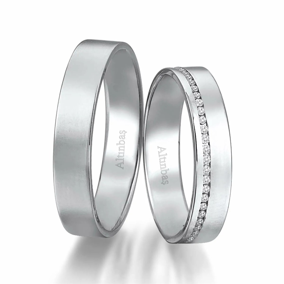 Clovers Pırlantalı Altın İkili Alyans