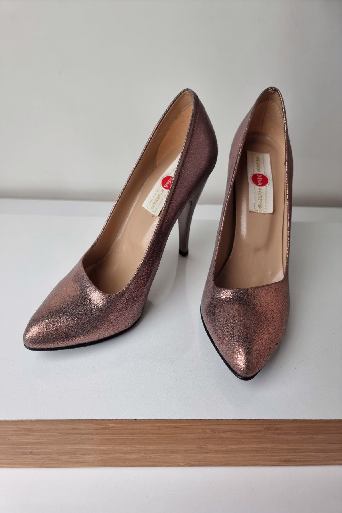 1150 Kadın Stiletto Topuklu Ayakkabı Platin Sıvama