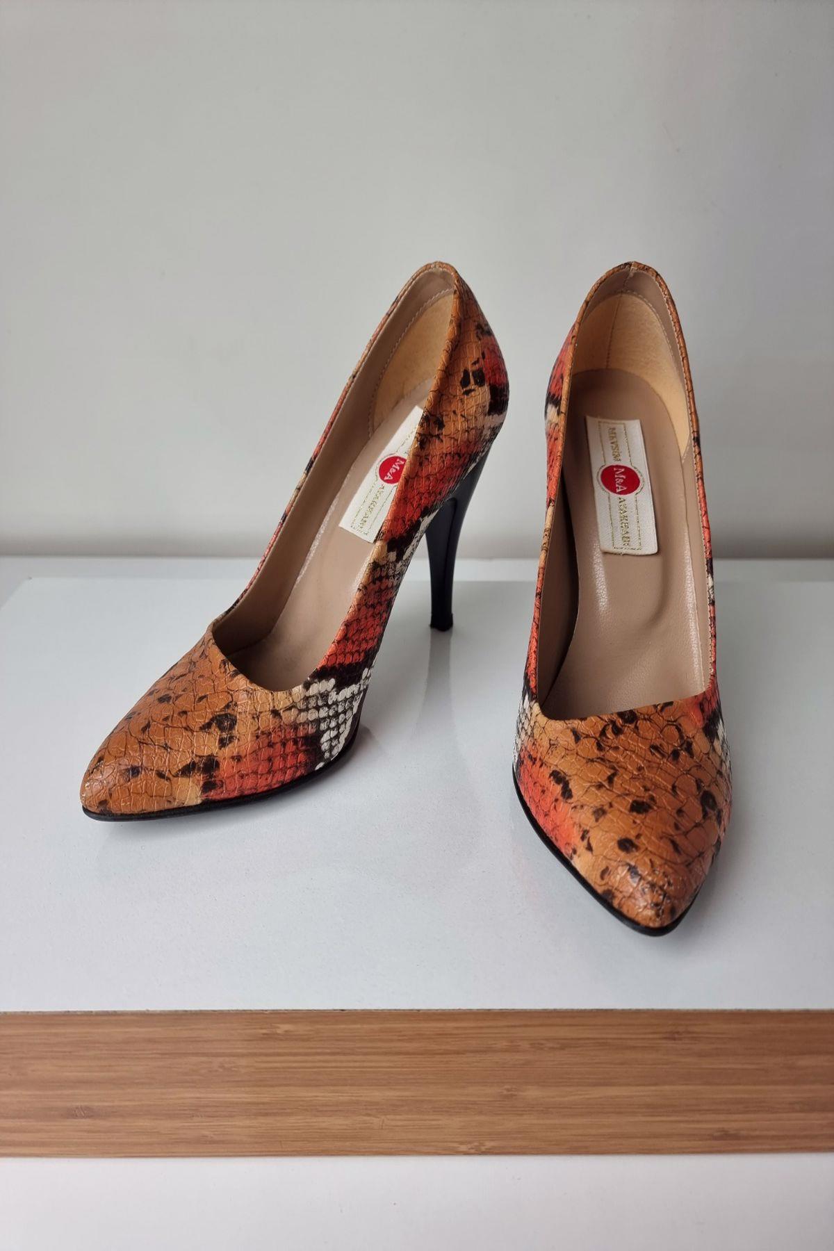 1150 Kadın Stiletto Topuklu Ayakkabı Taba Yılan